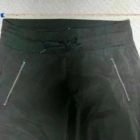 Athleta Trekkie North Jogger Black Pull On Pant Women’s Size 6 - Picture 15 of 16
